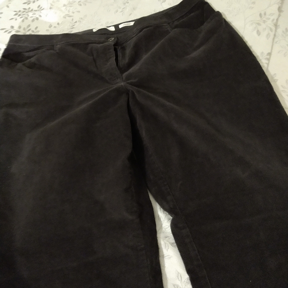 Size 16 petiteBrown Northern reflections corduroy pants - Picture 4 of 16